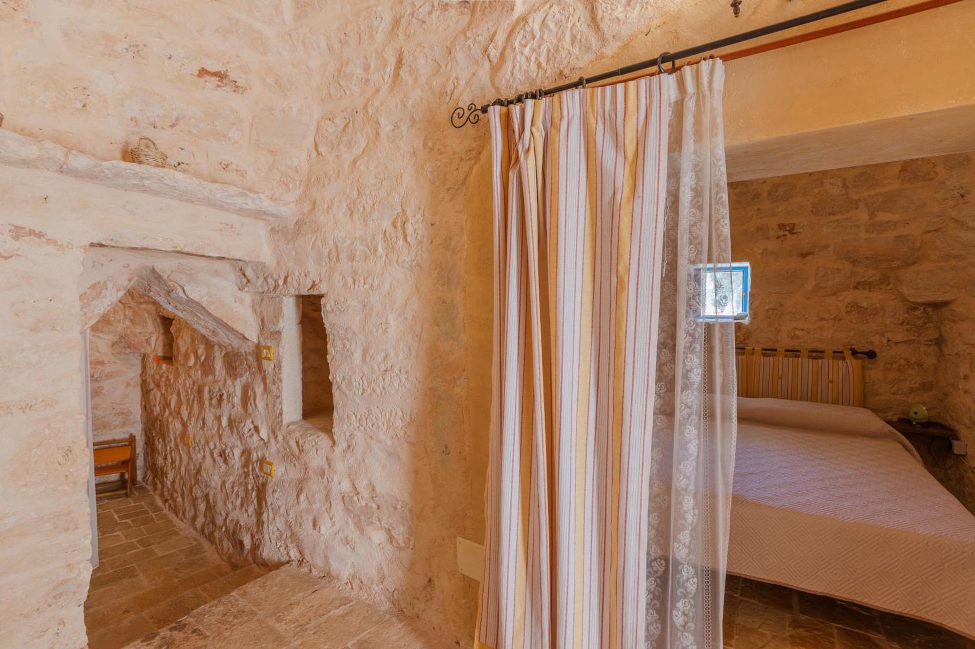 Trullo Tarantini Daire Latiano Dış mekan fotoğraf