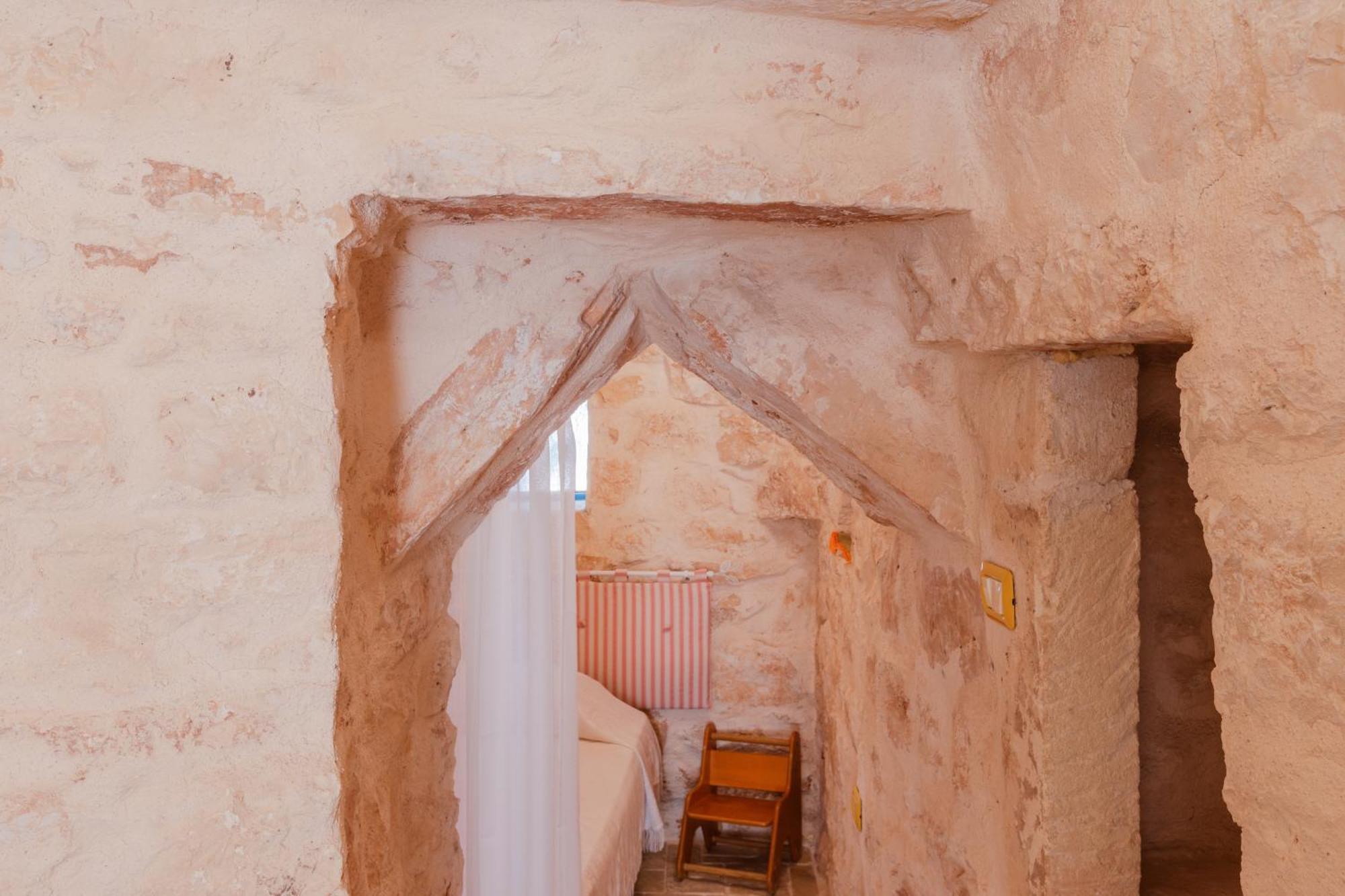 Trullo Tarantini Daire Latiano Dış mekan fotoğraf